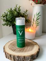 Матирующий и корректирующий крем для лица Vichy Normaderm против несовершенств фото