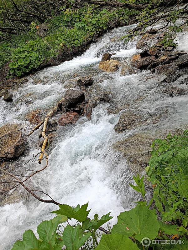 Алибекский водопад (Россия, Карачаево-Черкесия)