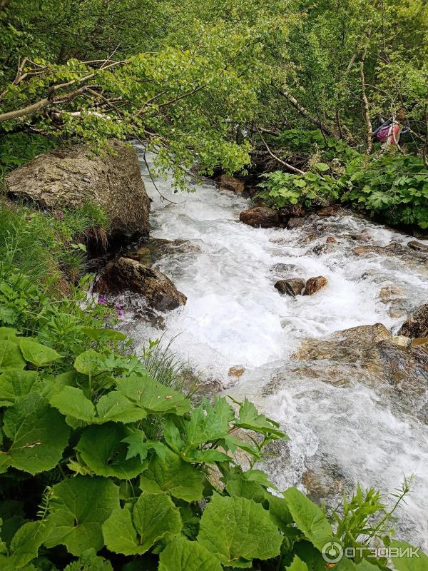 Алибекский водопад (Россия, Карачаево-Черкесия)