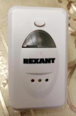 Ультразвуковой отпугиватель от вредителей с LEG индикатором "Rexant" 71-0018 фото