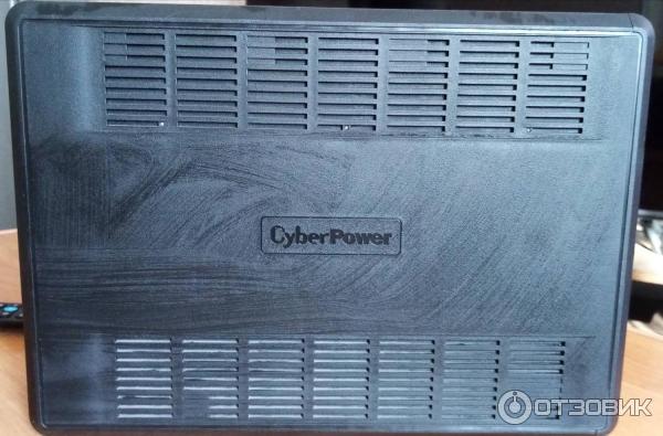 Источник бесперебойного питания CyberPower UT1100EG фото