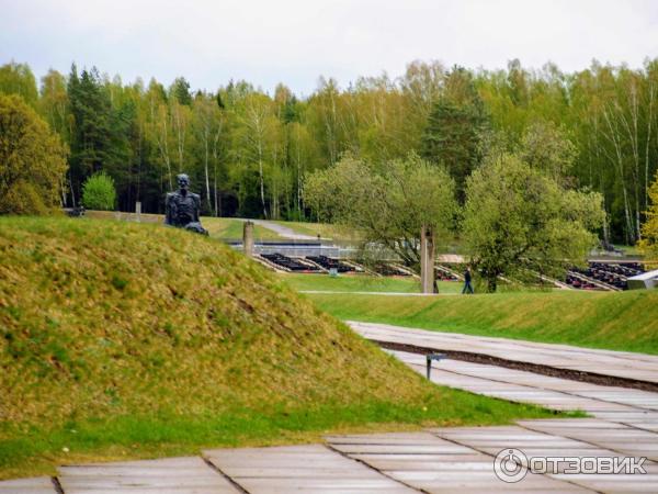 Мемориальный комплекс Хатынь (Беларусь, Минская область) фото