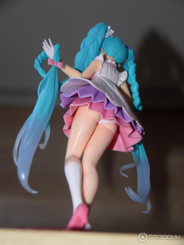 Bandai Аниме фигурка Хатсуне Мику (Hatsune Miku) Рапунцель (с косами)