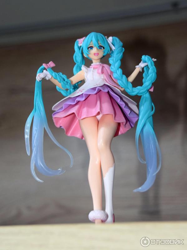 Bandai Аниме фигурка Хатсуне Мику (Hatsune Miku) Рапунцель (с косами)