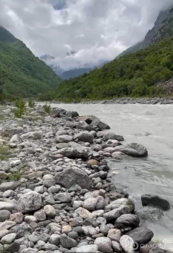 Развалины аула Кюнлюм (Россия, Верхняя Балкария) фото