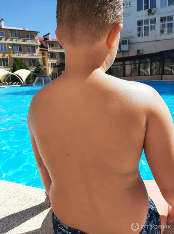 Солнцезащитное увлажняющее молочко для лица и тела La Roche-Posay Anthelios SPF 50 фото