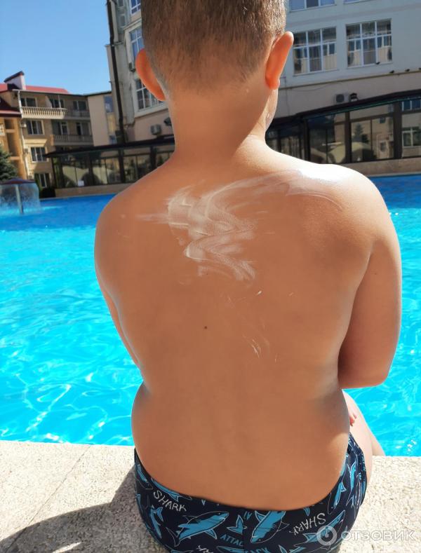 Солнцезащитное увлажняющее молочко для лица и тела La Roche-Posay Anthelios SPF 50 фото