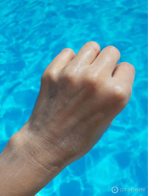Солнцезащитное увлажняющее молочко для лица и тела La Roche-Posay Anthelios SPF 50 фото
