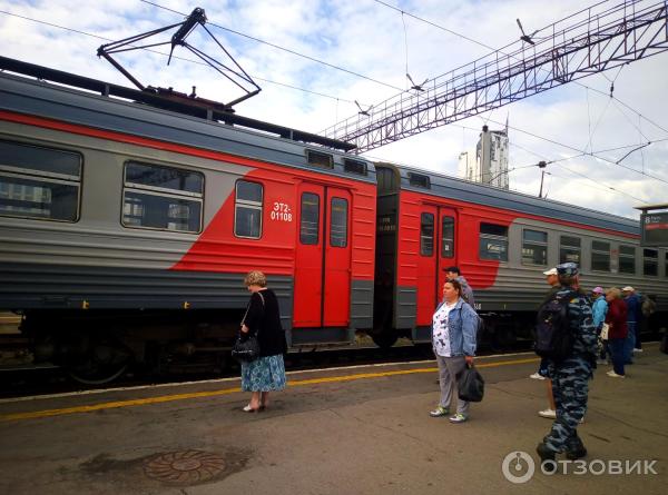 Пригородный электропоезд Керамик - Нижний Тагил фото