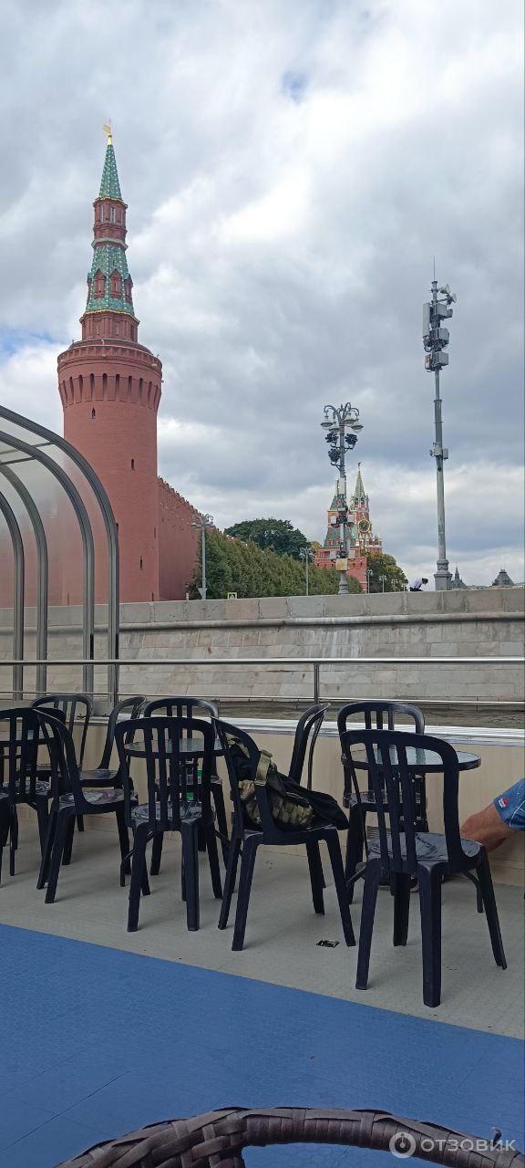 Прогулки на теплоходе City Sightseeing по Москве-реке (Россия, Москва) фото