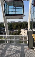 Колесо обозрения "Солнце Москвы" на территории ВДНХ (Россия, Москва) фото