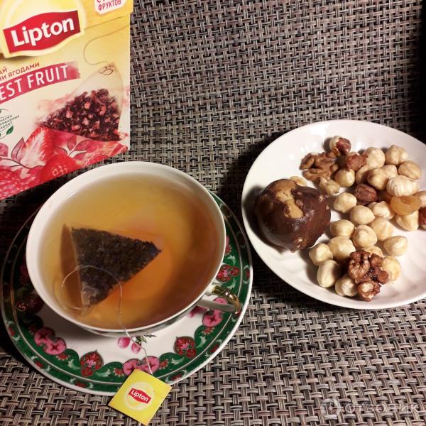 Чай Lipton Forest Fruit фото