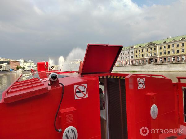 Прогулки на теплоходе City Sightseeing по Москве-реке (Россия, Москва) фото