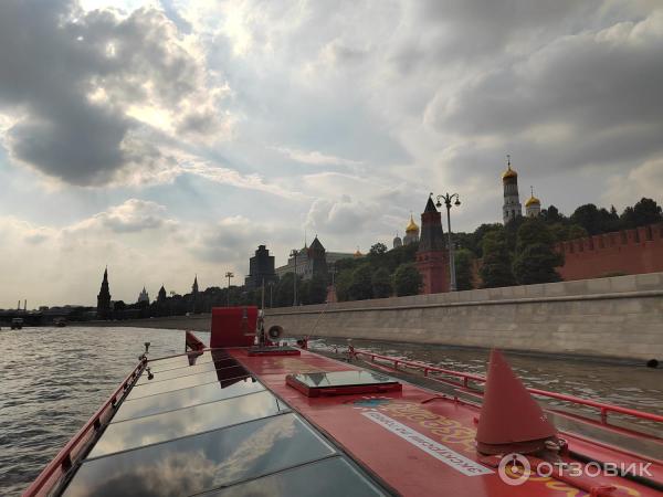 Прогулки на теплоходе City Sightseeing по Москве-реке (Россия, Москва) фото