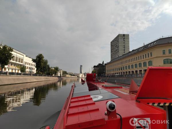 Прогулки на теплоходе City Sightseeing по Москве-реке (Россия, Москва) фото