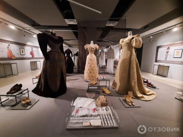 Выставка Век 19-й. Изменчивая мода. От ампира до модерна в музейно-выставочном центре Рабочий и Колхозница (Россия, Москва) фото
