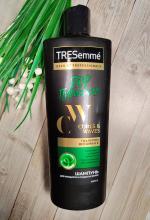 Шампунь TRESemme Curls&Waves "Стоп пушистость" для кудрявых и пушистых волос фото