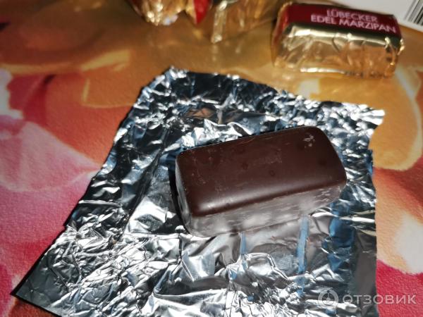 Шоколадные конфеты Erasmi Lubecker Edel Marzipan фото