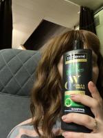 Шампунь TRESemme Curls&Waves "Стоп пушистость" для кудрявых и пушистых волос фото