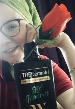 Шампунь TRESemme Curls&Waves "Стоп пушистость" для кудрявых и пушистых волос фото