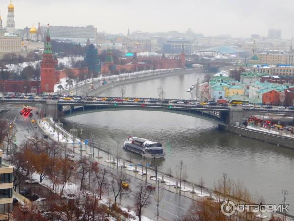 Смотровая площадка храма Христа Спасителя (Россия, Москва) фото