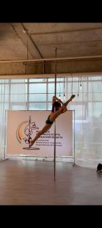 Танец на пилоне Pole Dance фото