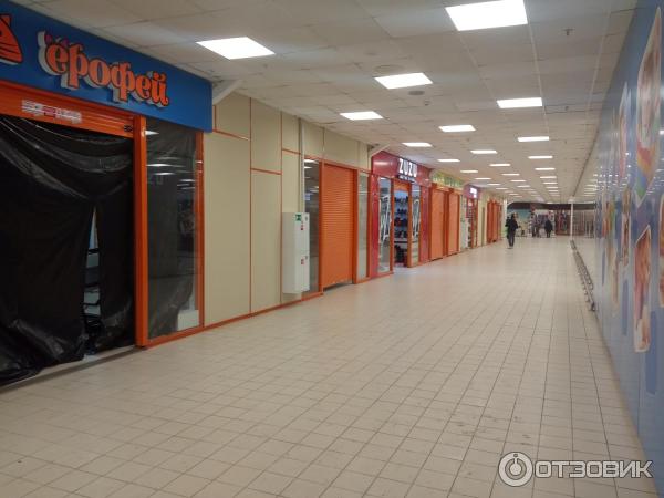 Торговый центр Столица (Россия, Ижевск) фото