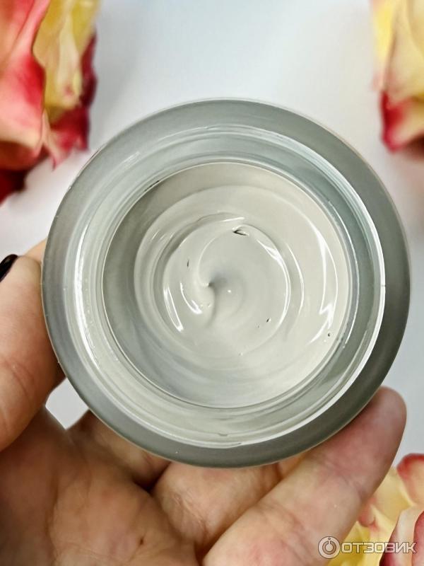 Глубоко очищающая поры минеральная маска с глиной Mineral Masks Pore Purifying Clay Mask VICHY отзыв