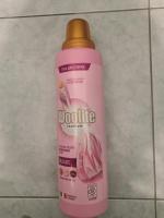 Гель для стирки Woolite premium Delicate фото