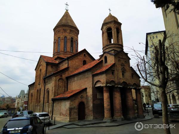 Троицкая церковь (Грузия, Тбилиси)