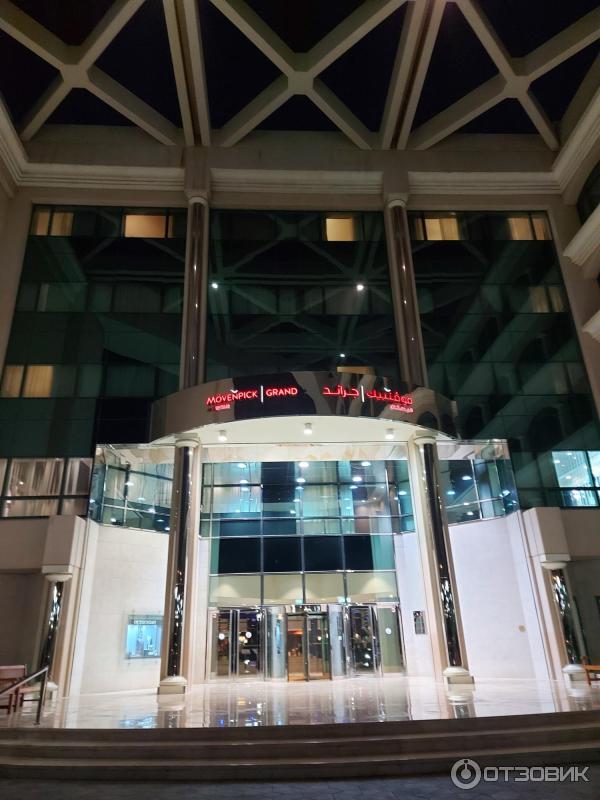 Отель Movenpick Grand Al Bustan Dubai фото