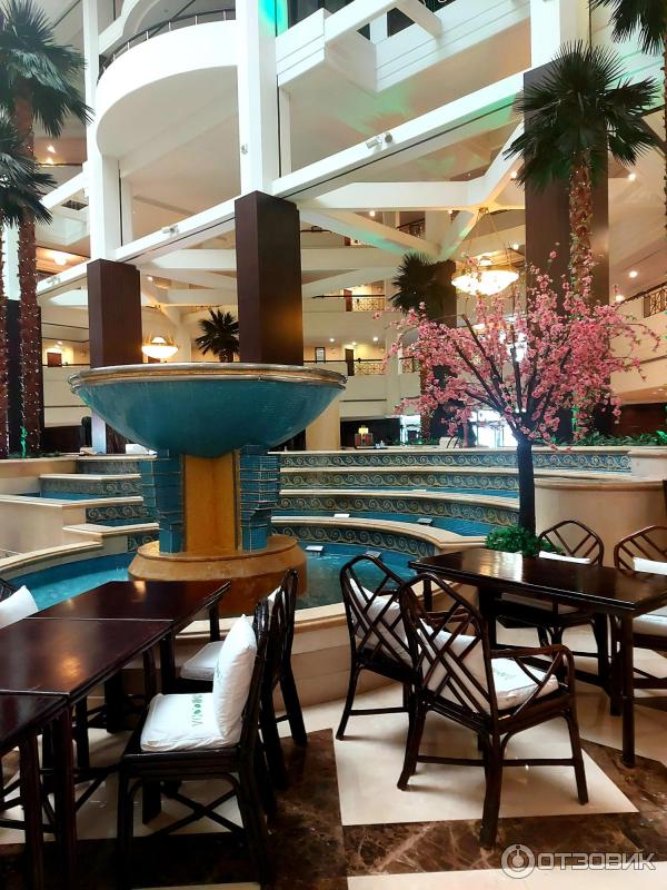 Отель Movenpick Grand Al Bustan Dubai фото