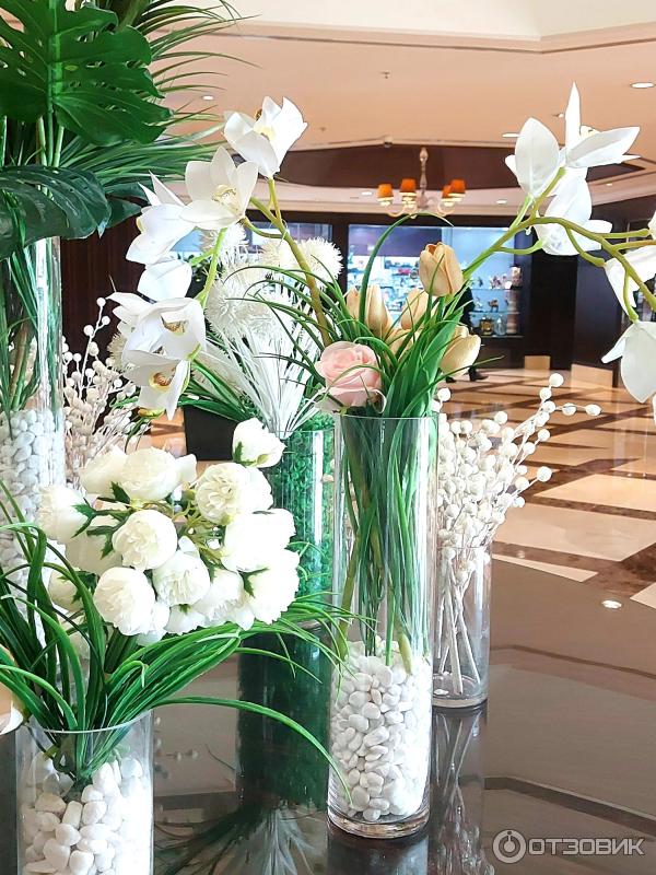 Отель Movenpick Grand Al Bustan Dubai фото