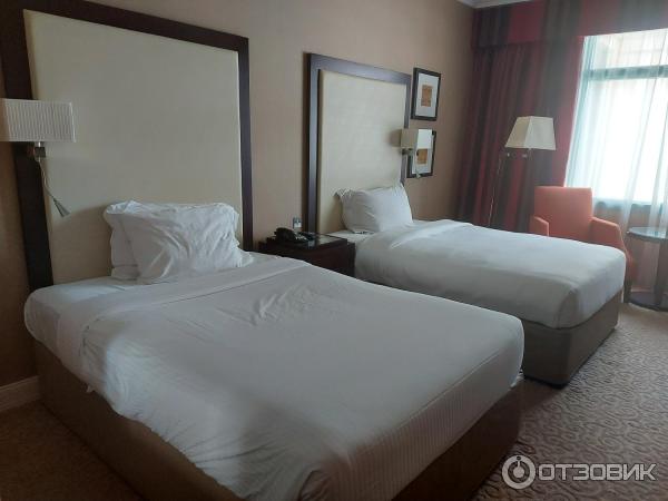Отель Movenpick Grand Al Bustan Dubai фото