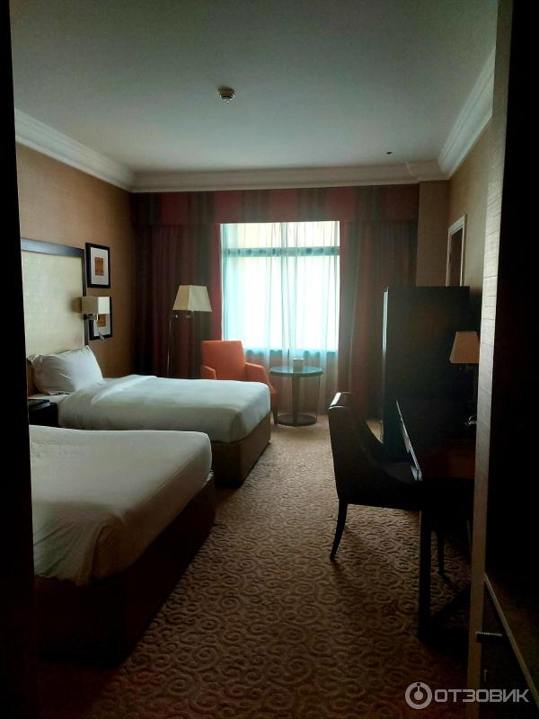 Отель Movenpick Grand Al Bustan Dubai фото