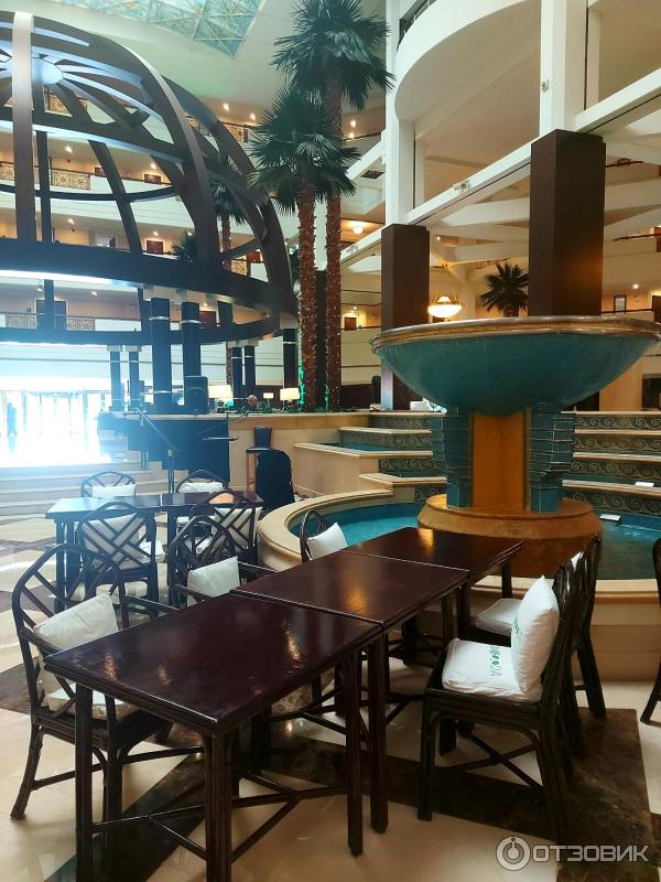 Отель Movenpick Grand Al Bustan Dubai фото