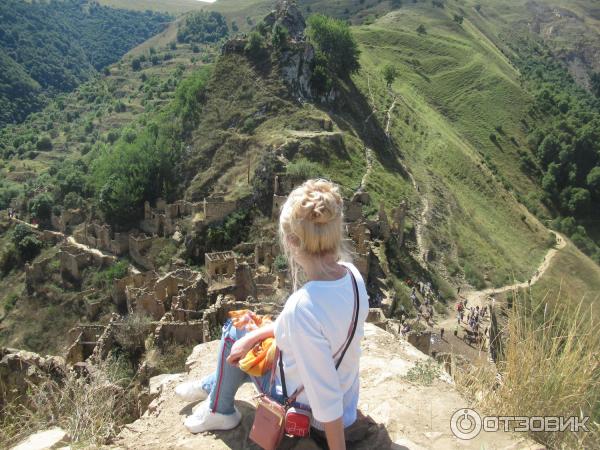 Экскурсия по старинному селу Гамсутль (Россия, Дагестан) фото