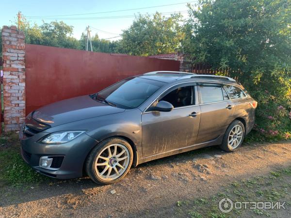 Автомобиль Mazda 6 универсал фото