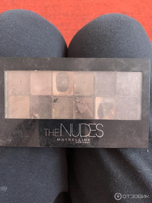 Палетка теней Maybelline The Nudes eyeshadow palette фото