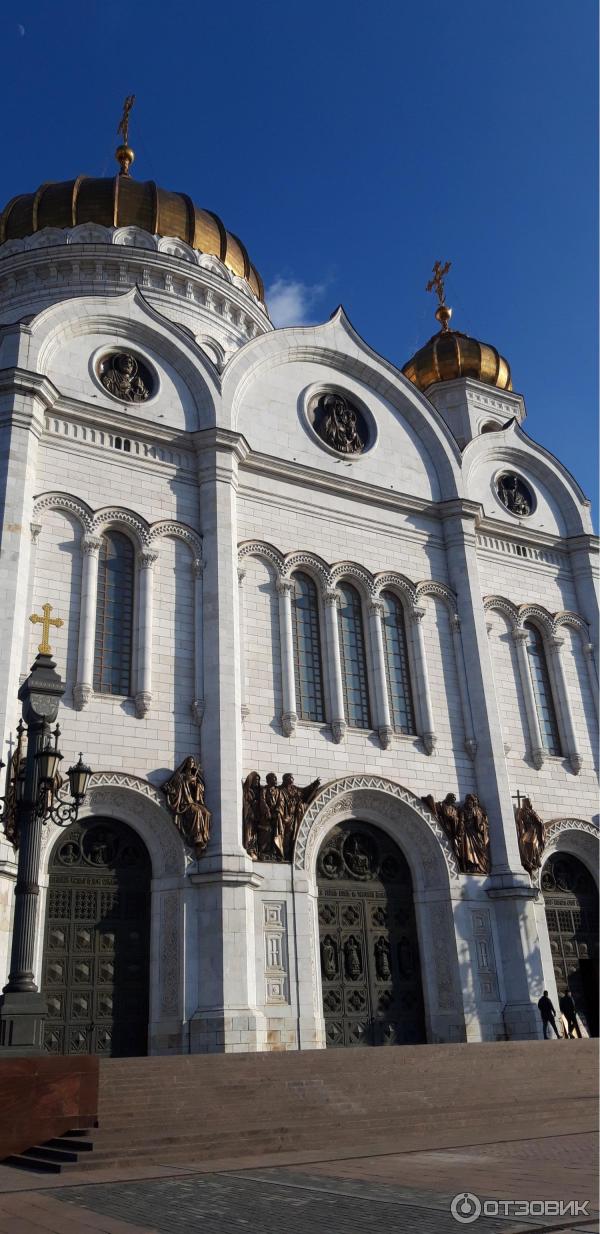 Смотровая площадка храма Христа Спасителя (Россия, Москва) фото