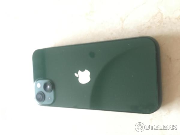 Смартфон Apple iPhone 13 фото