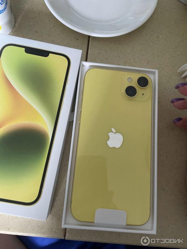 Смартфон Apple iPhone 14 Plus фото