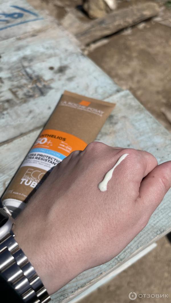 Солнцезащитное увлажняющее молочко для лица и тела La Roche-Posay Anthelios SPF 50 фото