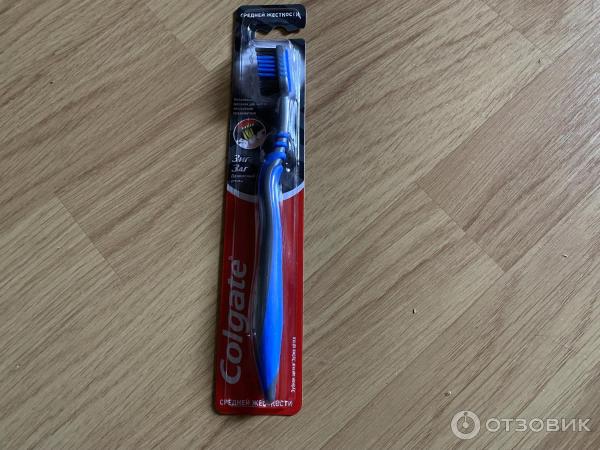 Зубная щетка Colgate ЗигЗаг Древесный уголь фото