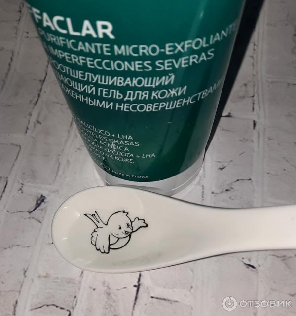 Микроотшелушивающий очищающий гель La Roche-Posay Effaclar фото