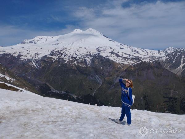 Канатная дорога на горе Чегет (Россия, Кабардино-Балкария) фото