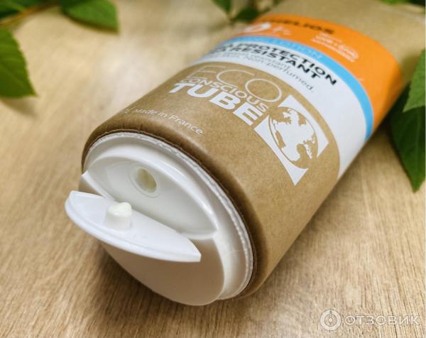 Солнцезащитное увлажняющее молочко для лица и тела La Roche-Posay Anthelios SPF 50 фото