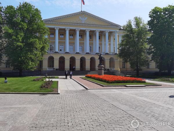 Смотровая площадка на звоннице Смольного собора (Россия, Санкт-Петербург) фото