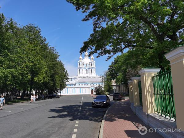 Смотровая площадка на звоннице Смольного собора (Россия, Санкт-Петербург) фото