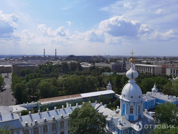 Смотровая площадка на звоннице Смольного собора (Россия, Санкт-Петербург) фото